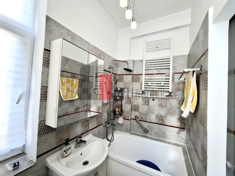 Parcul Carol Studio modern, 32 mp,+ 20 mp anexe, zona Parcul Carol-Parlament