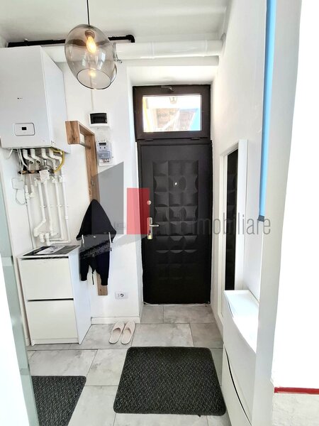 Parcul Carol Studio modern, 32 mp,+ 20 mp anexe, zona Parcul Carol-Parlament